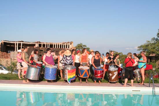 24_pool_samba